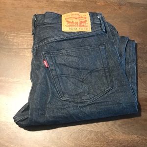 501 XX Levi’s.